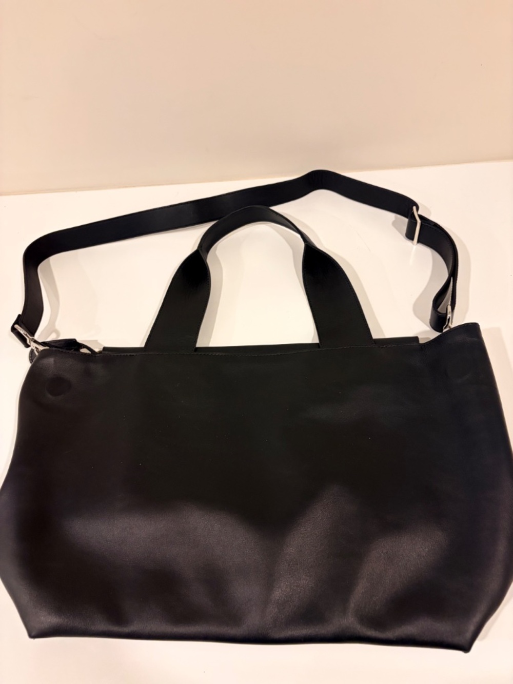HOST PICK **** COS leather bag - Picture 4 of 7
